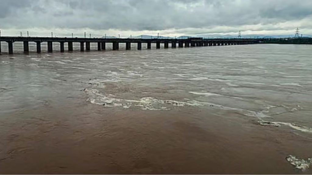 Godavari Water Level Bhadrachalam