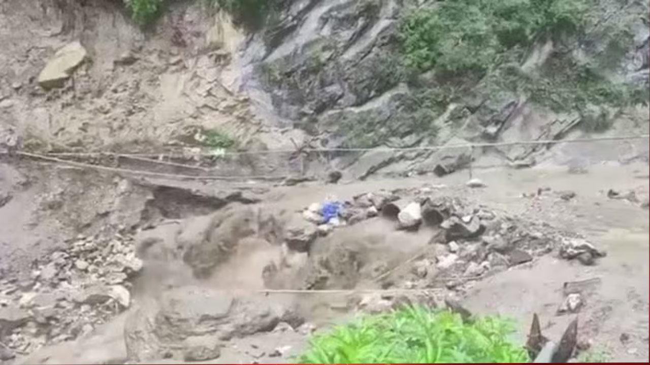 Jammu Kashmir: జమ్మూకశ్మీర్‌లో ఘోరం.. జవాన్‌లు సహా 33 మంది మృతి.. 220 మందికి పైగా గల్లంతు..!