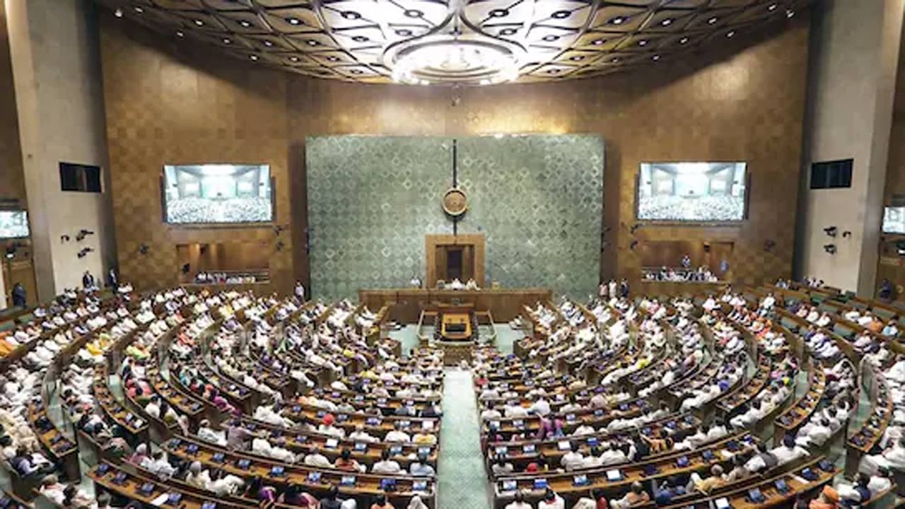 Centres Bills: నేరం చేస్తే ప్రధాని, సీఎంలు తొలగింపు.. నేడు పార్లమెంట్‌ ముందుకు బిల్లు