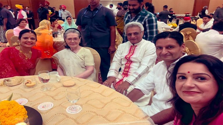 Mahua Moitra: ఢిల్లీలో గ్రాండ్‌గా మహువా మొయిత్రా వివాహ రిసెప్షన్.. హాజరైన సోనియాగాంధీ