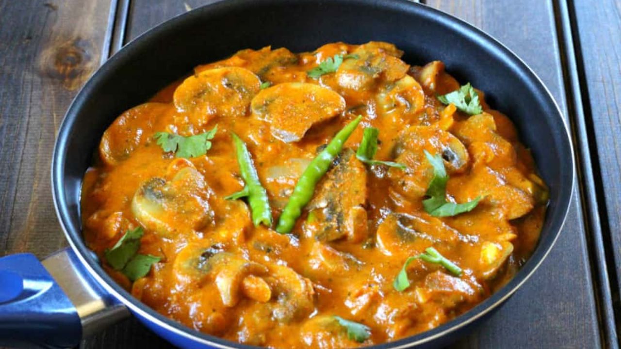 Mushroom Masala Recipe: చపాతీ, రైస్‌కి పెర్ఫెక్ట్ కాంబో.. మష్రూమ్ మసాలా రెసిపీ ఇలా చేస్తే సరి!