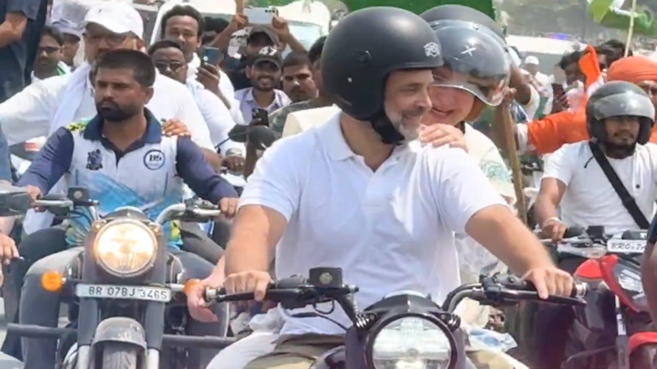 Rahul Gandhi: చెల్లితో కలిసి రాహుల్‌గాంధీ బైక్ రైడింగ్