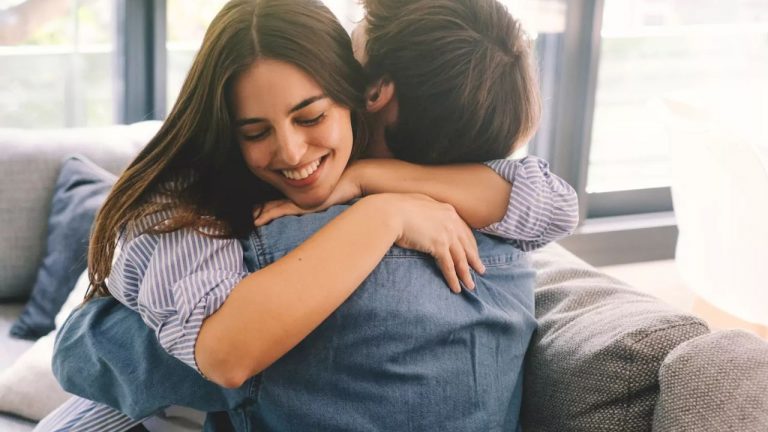 Wife and Husband : భార్య గురించి.. ఎప్పుడూ బయట చెప్పకూడని విషయాలు ఎంటో తెలుసా !