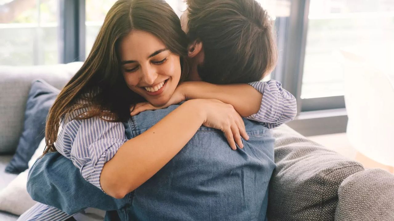 Wife and Husband : భార్య గురించి.. ఎప్పుడూ బయట చెప్పకూడని విషయాలు ఎంటో తెలుసా !