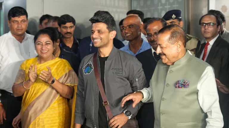 Shubhanshu Shukla: భారత్ మాతా కీ జై అంటూ.. శుభాంశు శుక్లాకు ఘన స్వాగతం