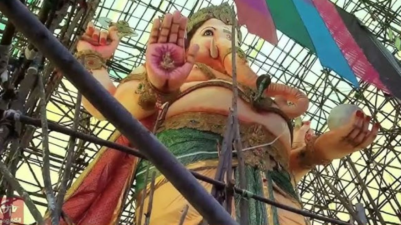 Tallest Ganesh Idol: దేశంలోనే అత్యంత ఎత్తైన గణనాథుడు.. అందరిచూపు ఇప్పుడు అనకాపల్లి పైనే!
