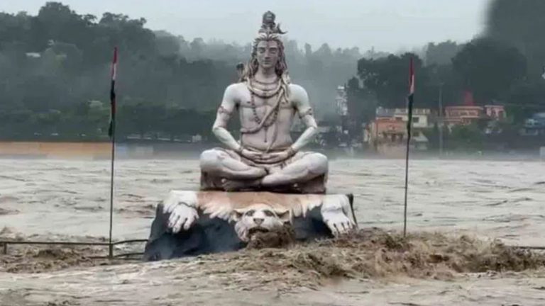 Uttarakhand Floods: ఉధృతంగా పోటెత్తిన గంగమ్మ.. శివుని చెంతకు చేరిక!