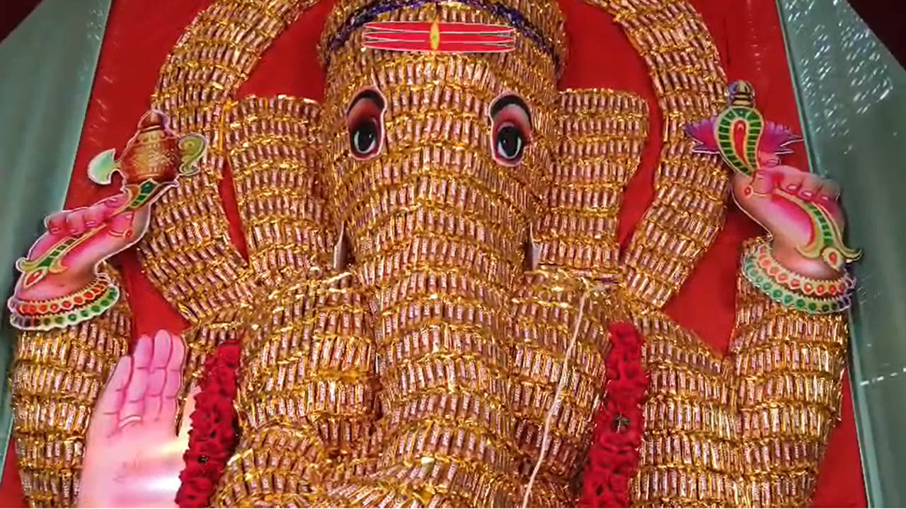 Tadipatri: ఐదు వేల 5 స్టార్ చాక్లెట్లతో గణేషుడు.. నిమజ్జనం రోజు పిల్లలకు పండగే..!