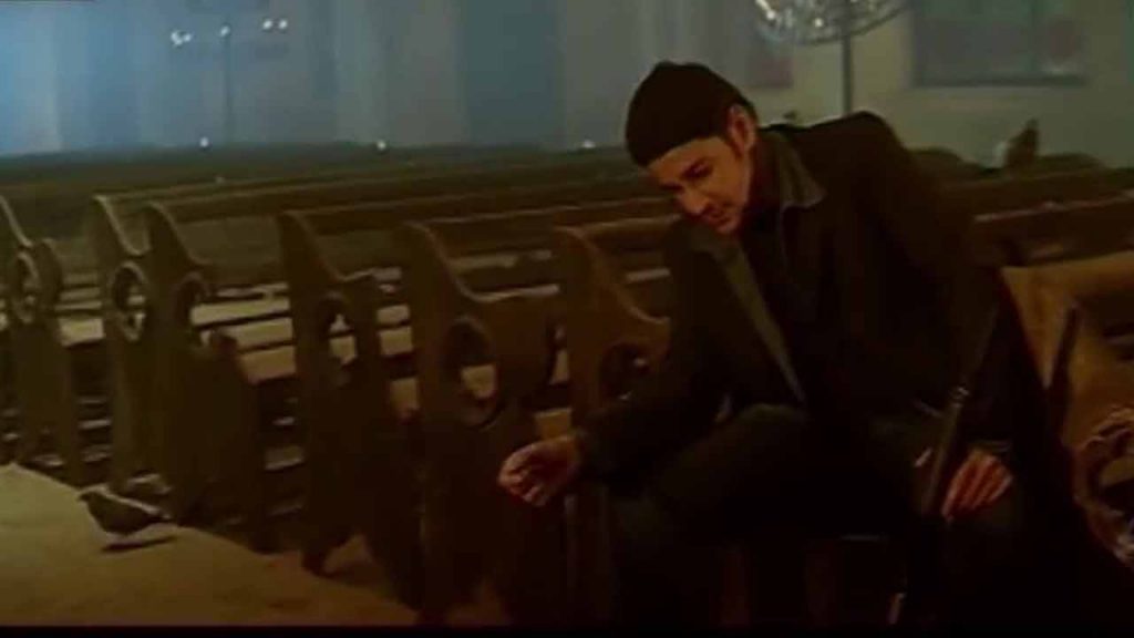 Athadu Scene
