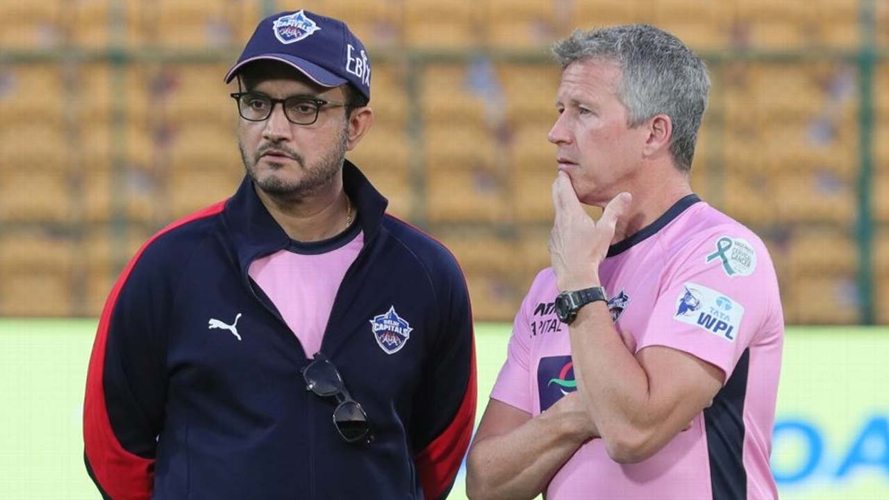 Sourav Ganguly: దాదా కొత్త ఇన్నింగ్స్.. ఆ విదేశీ జట్టు హెడ్ కోచ్ గా సౌరవ్ గంగూలీ