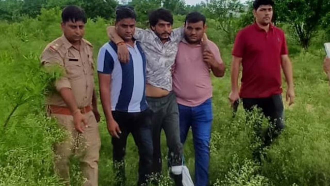 Greater Noida Dowry Murder: గ్రేటర్ నోయిడా అదనపు కట్నం కేసులో ట్విస్ట్.. భర్తపై కాల్పులు జరిపిన పోలీసులు..