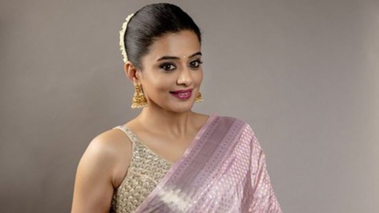 Priyamani : బాలీవుడ్‌లో కలర్‌ బైయాస్‌పై ప్రియమణి సంచలన వ్యాఖ్యలు