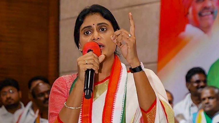 YS Sharmila: విశాఖ స్టీల్ పై కేంద్రానిది ఆపరేషన్ సైలెంట్ కిల్లింగ్.. ఆదుకోవడం పచ్చి అబద్ధం