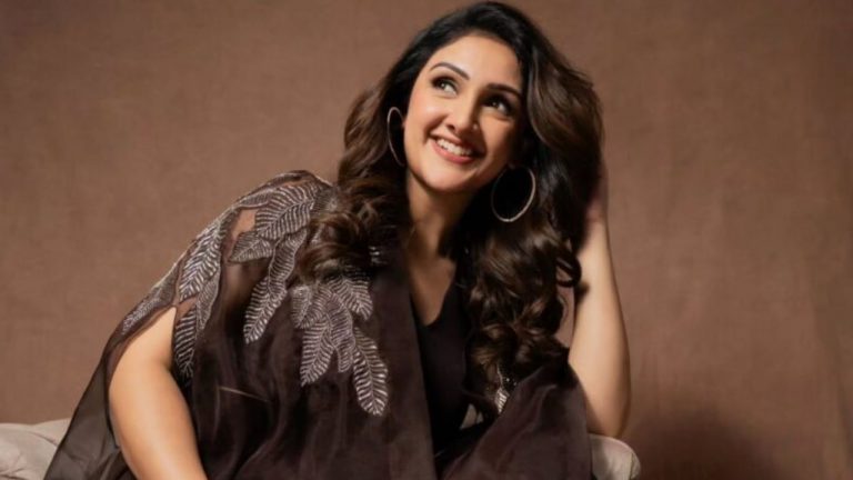 Sridevi : ఇలాంటి రోల్‌ కోసం ఇన్నాళ్లు వెయిట్‌ చేశా – శ్రీదేవి