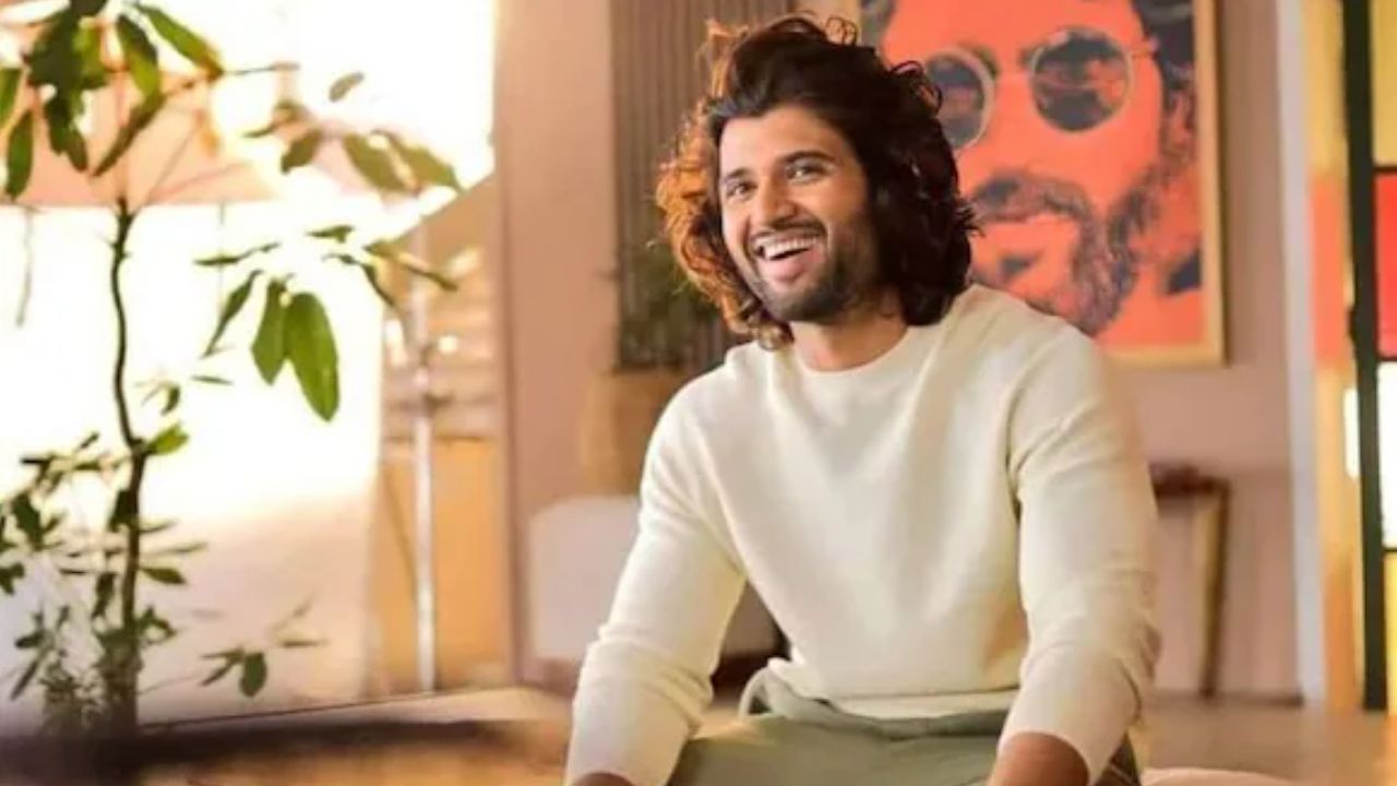 Betting App Case: నేడు ఈడీ విచారణకు విజయ్ దేవరకొండ.. ఏం చెబుతాడో అని సర్వత్రా ఆసక్తి!