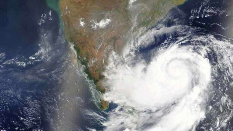 Cyclone Threat In AP: ఏపీకి మరో ముప్పు.. వారం రోజుల పాటు భారీ వర్షాలు..