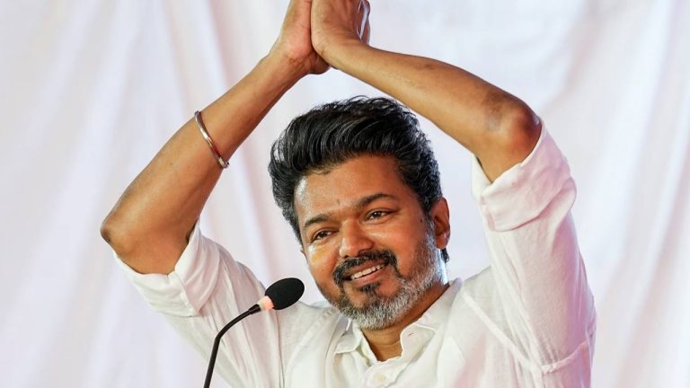 Dalapathi Vijay: ‘ఐ యామ్ కమింగ్’ ఎన్నికల ప్రచారాన్ని ప్రారంభించిన దళపతి విజయ్