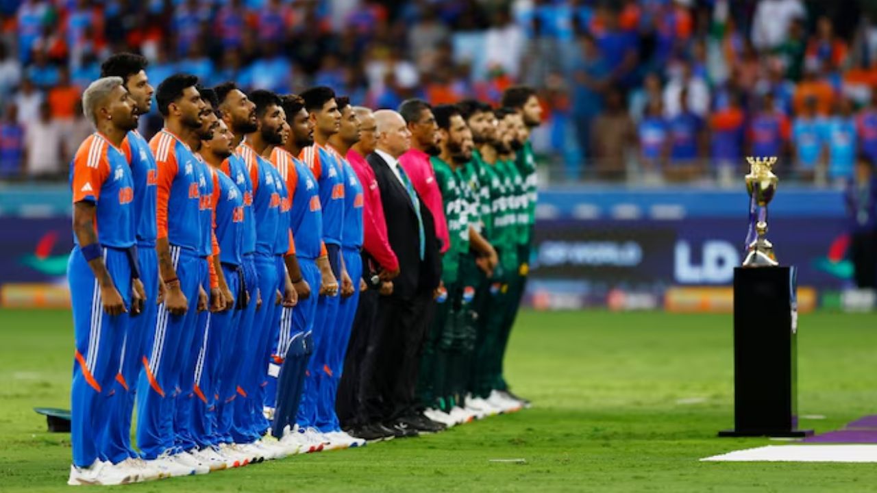 IND vs PAK Final: ఫైనల్ కోసం భారత్‌ ప్రత్యేక హ్యూహం.. ఇంతకీ ఏంటబ్బా!