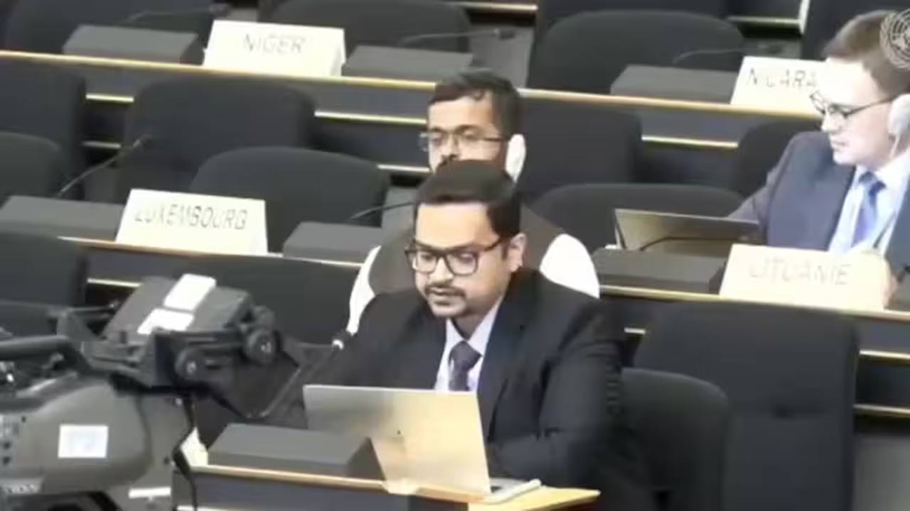 India: ఉగ్రవాదులకు పాక్ ఆశ్రయం.. సొంత ప్రజల్నే చంపేస్తోంది.. యూఎన్‌లో భారత్  ధ్వజం