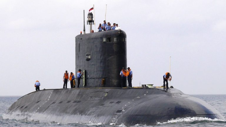 Indian Navy Submarines: అణు సబ్‌మెరిన్ల దిశగా భారత నౌకాదళం.. మరో 9 కొత్త సబ్‌మెరిన్లు?