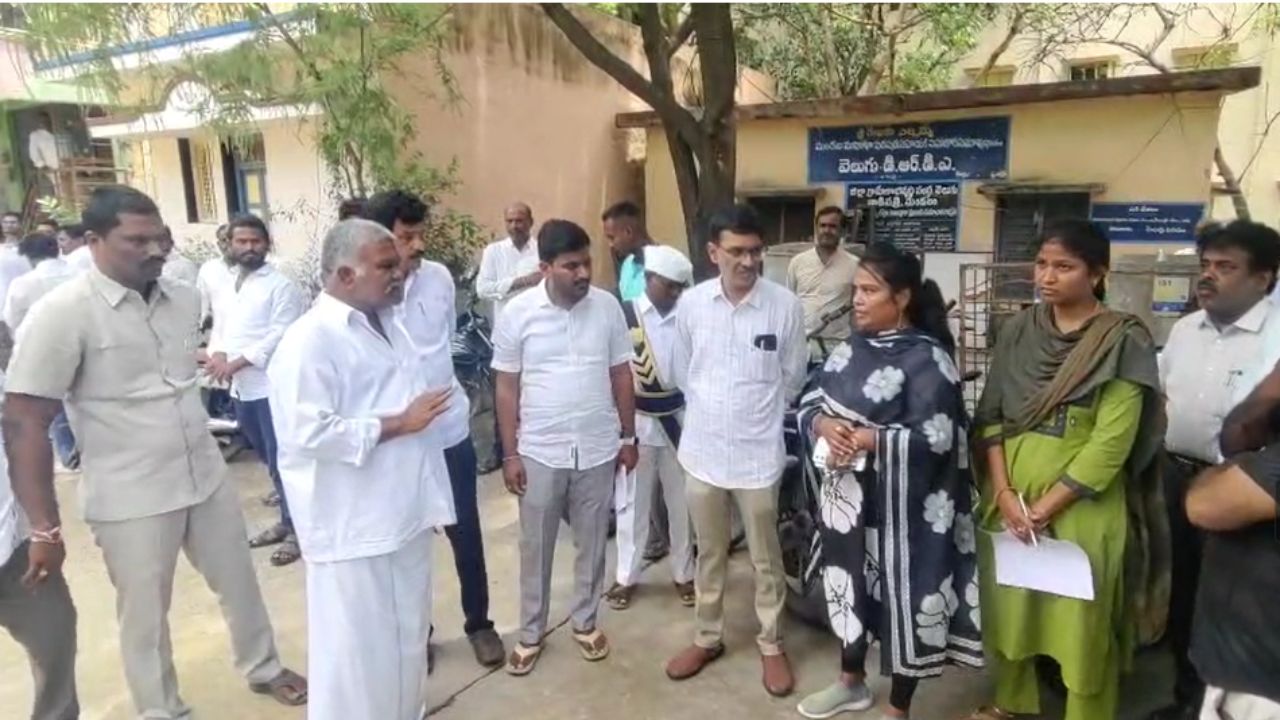 Kethireddy Pedda Reddy: మీరేం చేయాలో అది చేయండి.. తాడిపత్రి చేరుకున్న మాజీ ఎమ్మెల్యే కేతిరెడ్డి పెద్దారెడ్డి!