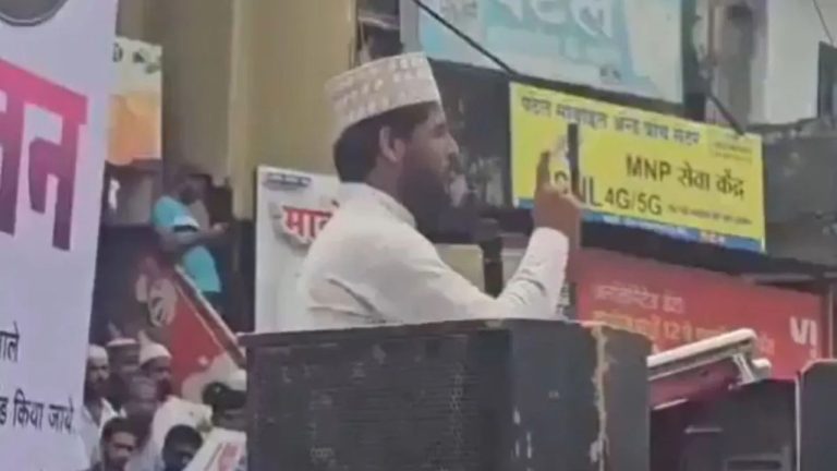 Maharashtra: సీఎం యోగిని సమాధి చేస్తా.. ముస్లిం నేత బహిరంగ హెచ్చరిక..?