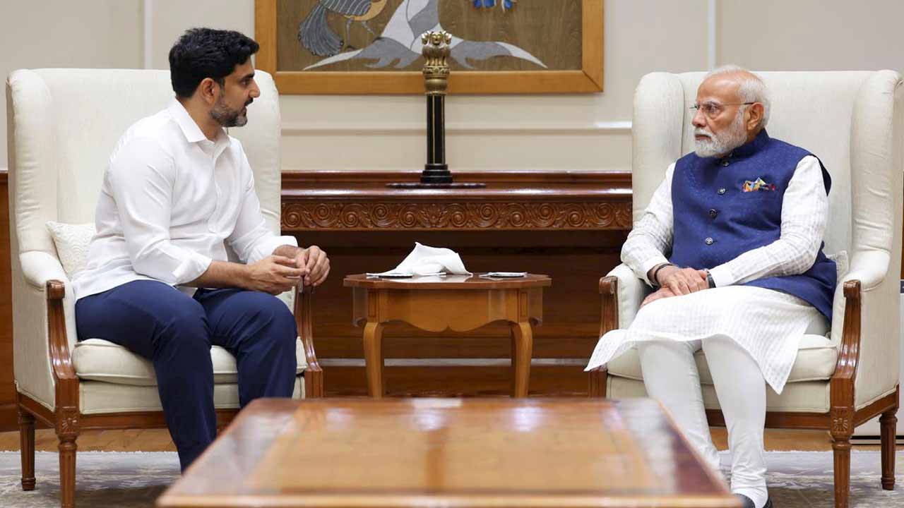 Minister Nara Lokesh: మరోసారి ఢిల్లీకి మంత్రి లోకేష్.. రేపు ప్రధాని మోడీతో భేటీ
