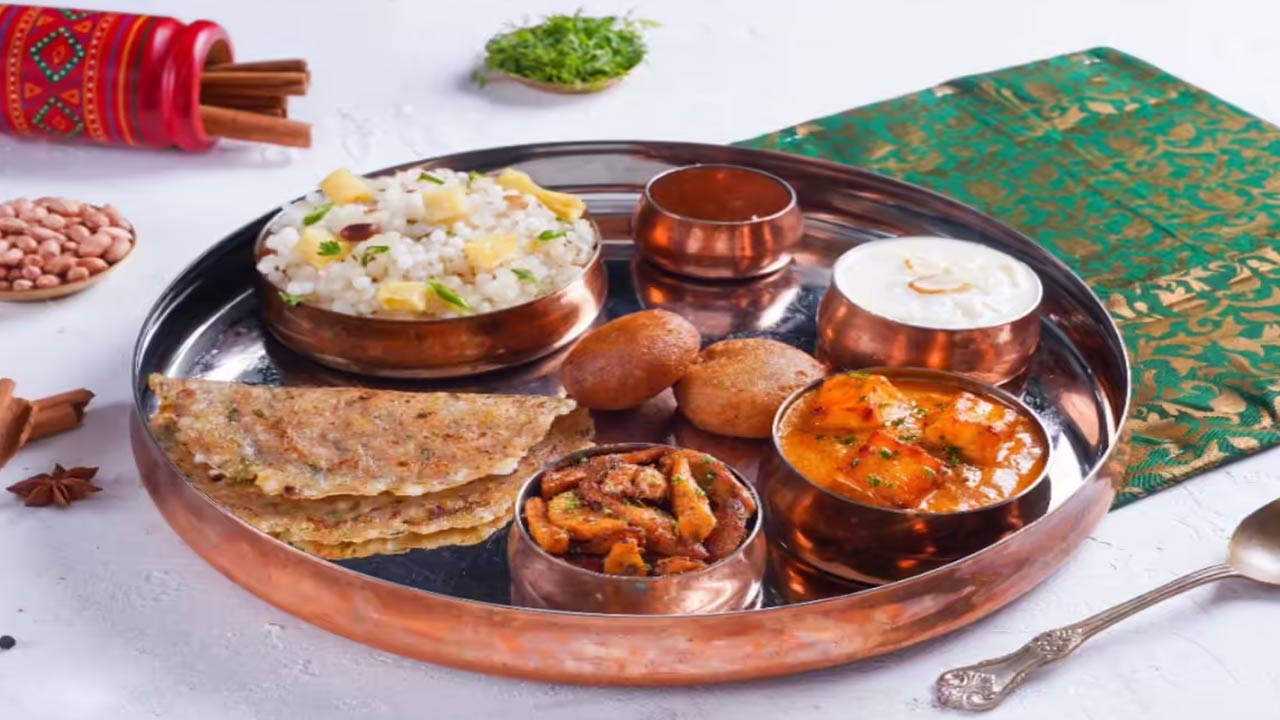 IRCTC Special Navratri Menu: నవరాత్రి స్పెషల్.. రైల్వేలో కొత్త మెనూ
