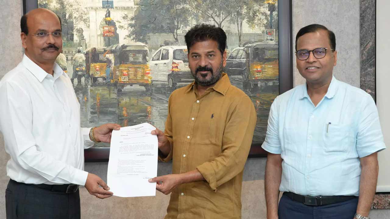 New DGP : తెలంగాణ నూతన డీజీపీగా శివధర్ రెడ్డి  నియామకం