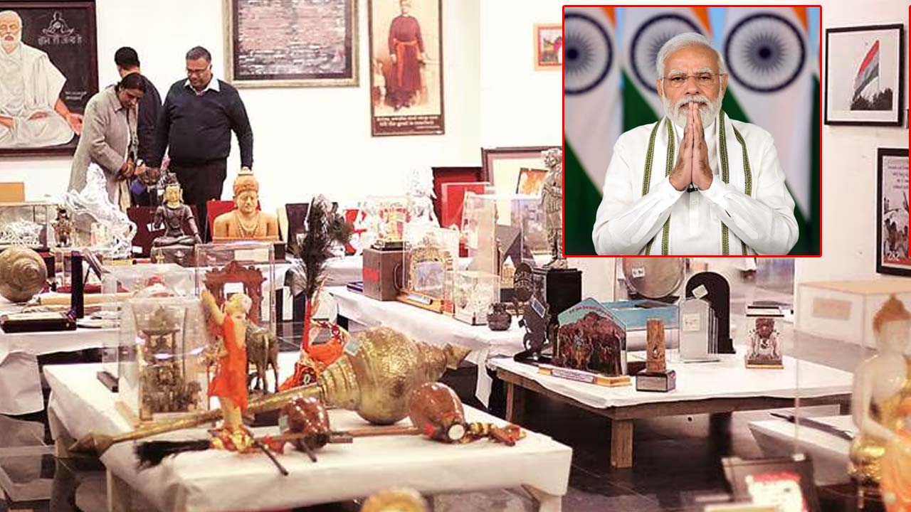 PM Modi Gifts Auction: పీఎం మోడీ అందుకున్న బహుమతులు నేటి నుంచి వేలం.. రూ. 1700 నుంచే.. వచ్చిన డబ్బు ఏం చేస్తారంటే?