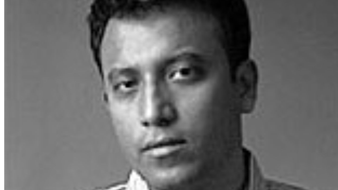 South Asian University: విద్యార్థులకు సపోర్ట్ చేశారని.. ప్రొఫెసర్ ను తొలగించిన వర్సిటీ