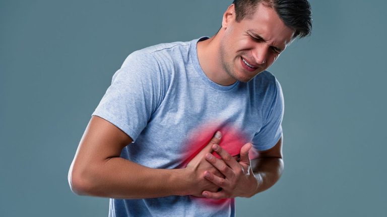 Viral: యువతలో పెరుగుతున్న గుండెపోటు మరణాలు..