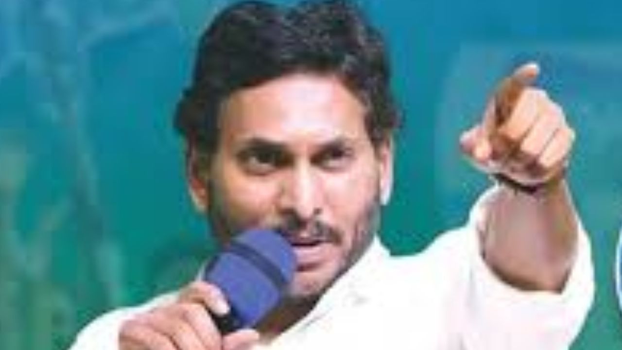 YS Jagan: ఏపీలో యారియా కొరతపై.. మాజీ  మాజీ సీఎం వైఎస్ జగన్ ట్వీట్..