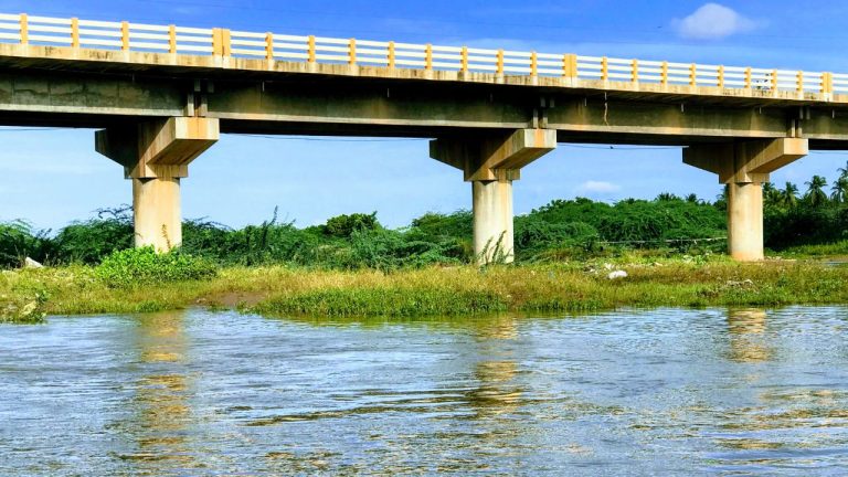 Kadapa: జిల్లా కేంద్రాన్నే మార్చేసిన పెన్నానది..