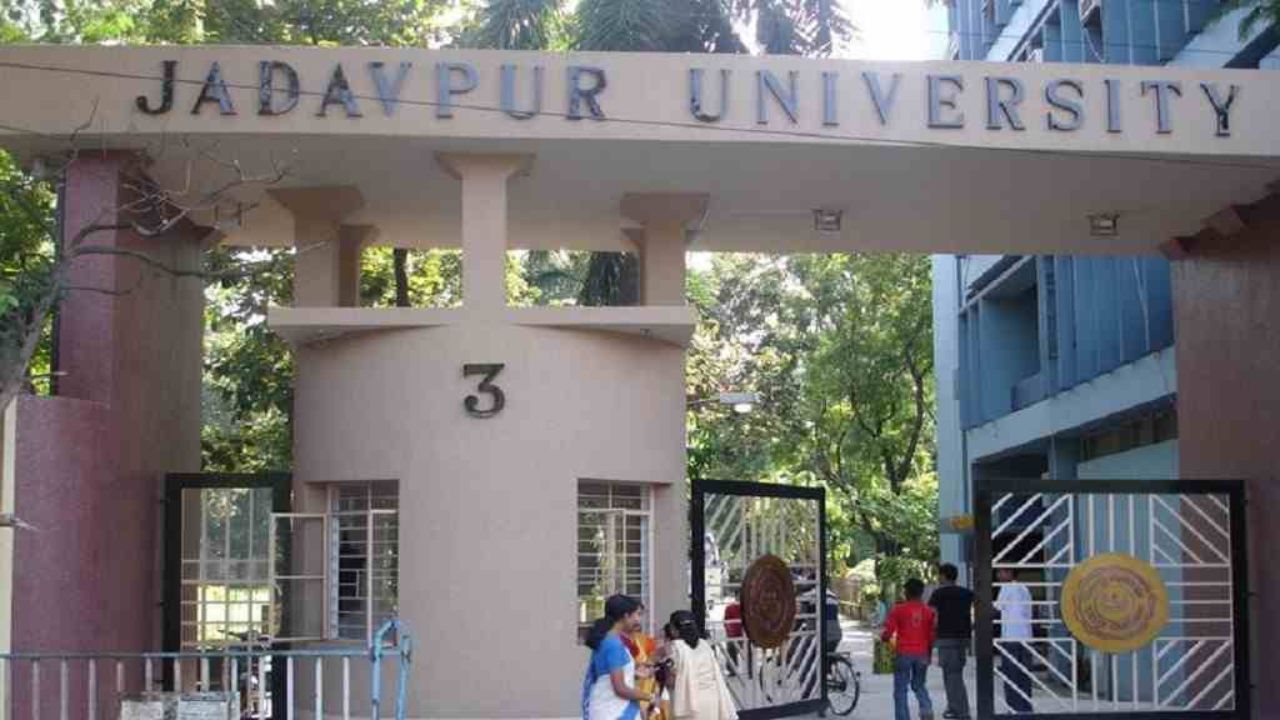 Jadavpur University: అపస్మారక స్థితిలో విద్యార్థిని… గతంలో కూడా ఇలానే…