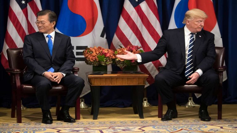 South Korea: దక్షిణ  కొరియాకు అగ్రరాజ్యం ఆఫర్.. దేశం నాశనం అవుతుందని భయపడుతున్న కొరియన్స్!