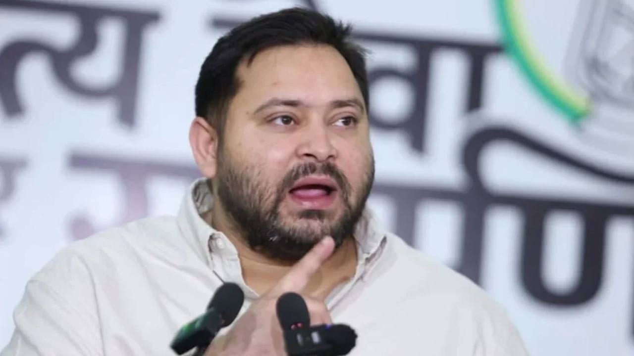 Tejashwi Yadav: ఆ పరిస్థితి వస్తే ఎన్నికల్లో పోటీ చేయను.. తేజస్వి యాదవ్ హెచ్చరిక