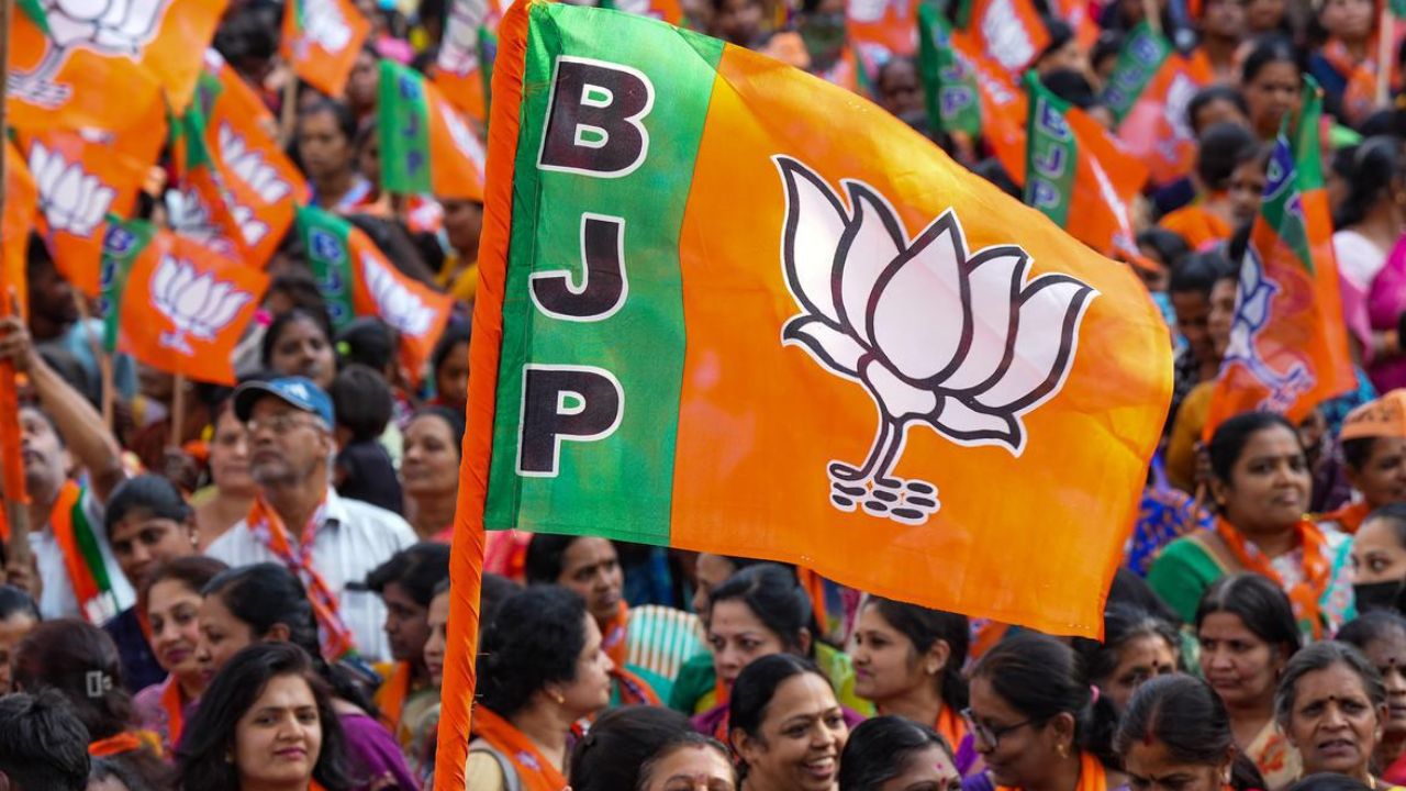 Telangana BJP: బీజేపీ రాష్ట్ర కమిటీని ప్రకటించిన అధిష్ఠానం.. ముగ్గురు ప్రధాన కార్యదర్శులు!
