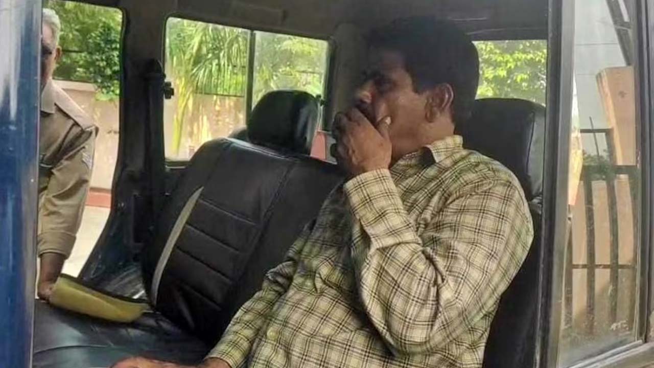 Sexual Harassment: యూపీలో ఘోరం.. స్టూడెంట్‌‌పై స్కూల్ ప్రిన్సిపాల్ లైంగిక దాడి..