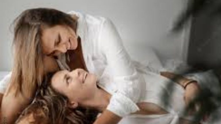 Madya pradesh:  మరి ఇలా తయారయ్యారేంట్రా బాబు.. ఐదేళ్ల కొడుకుని, భర్తని వదిలి వదినతో మహిళ జంప్