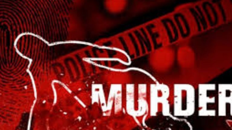 UttarPradesh: యూపీలో దారుణం.. రైతును హత్య చేసి.. ఆపై..