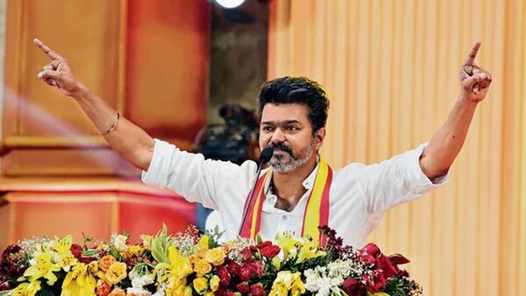 Vijay: టీవీకే చీఫ్‌ విజయ్‌కు చుక్కెదురు.. స్టాలిన్‌పై అనుచిత వ్యాఖ్యల నేపథ్యంలో తిరుచ్చిలో ఫిర్యాదు