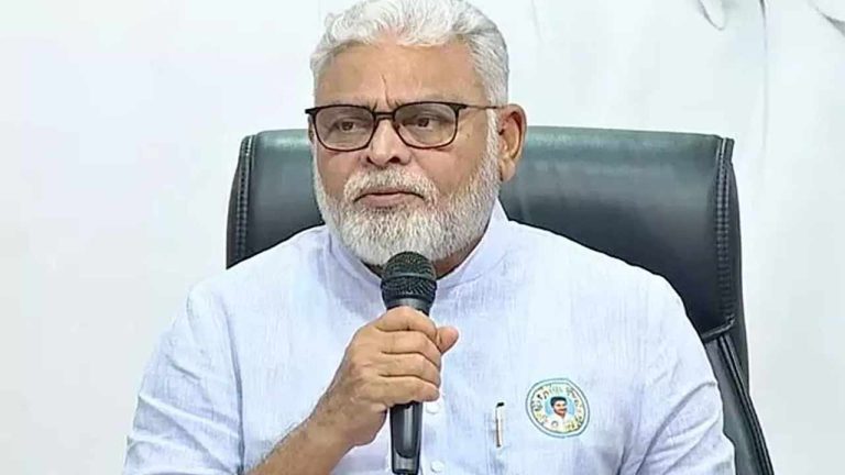 Ambati Rambabu : కూటమి ప్రభుత్వం యూరియా సరఫరాలో విఫలం