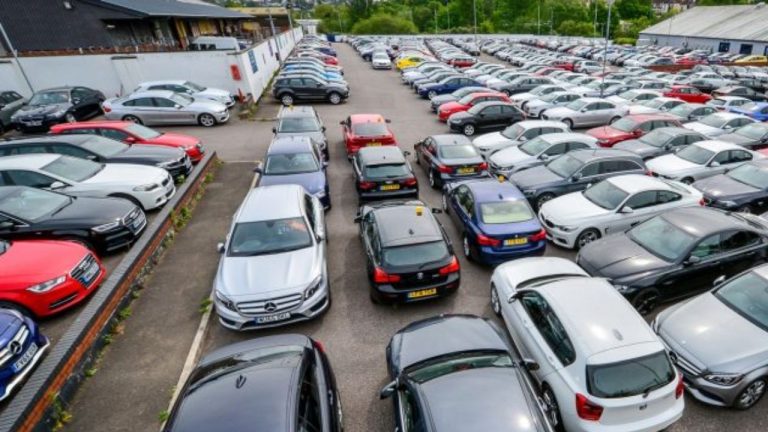 Car Prices Slash: పండుగ సీజన్‌కు ముందే శుభవార్త.. కార్లపై రూ. 60 వేల నుంచి 3.49 లక్షల వరకు తగ్గింపు!