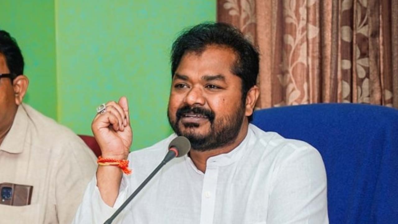 Dhadi Shetty Raja: ప్రజా సమస్యలపై మాట్లాడితే సీఎం తిడుతున్నారు.. ఇది పద్ధతేనా?