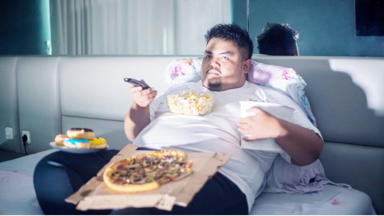 Health Tips: టైంకి తినకపోతే ఏమవుతుందో తెలుసా? ఓ లుక్ వేయండి