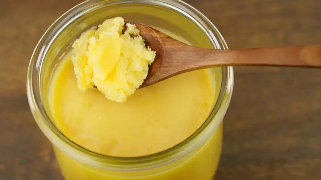 Adulterated Ghee: కల్తీ నెయ్యి తయారీ కేంద్రాలపై టాస్క్ ఫోర్స్, ఫుడ్ సేఫ్టీ అధికారుల తనిఖీలు..