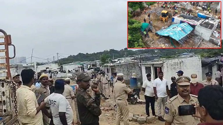 Hydra: గాజులరామారంలో “హైడ్రా” ఆపరేషన్.. 300 ఎకరాలకు పైగా భూమికి విముక్తి..