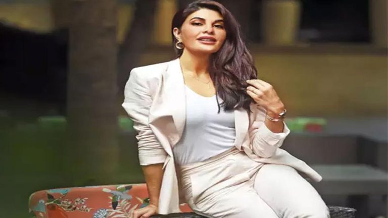 Jacqueline Fernandez: సుప్రీంకోర్టులో నటి జాక్వెలిన్ ఫెర్నాండెజ్‌కు ఎదురుదెబ్బ..