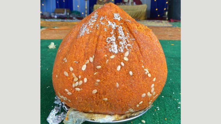 Ganapati Laddu Auction: నయా రికార్డు సృష్టించిన వినాయకుడి లడ్డూ.. వేలంలో రూ.2.31 కోట్లు.. ఎక్కడంటే..?